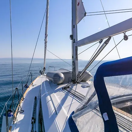 Beneteau Oceanis 38.1.- Anima Maris Ii