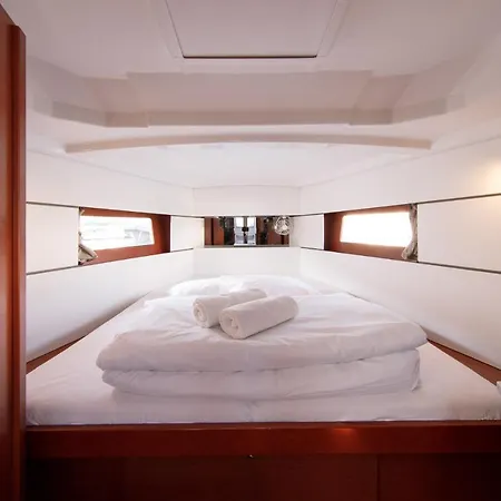 Beneteau Oceanis 38.1.- Anima Maris Ii