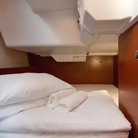 Beneteau Oceanis 38.1.- Anima Maris Ii 스플리트
